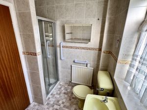 Shower Area- click for photo gallery